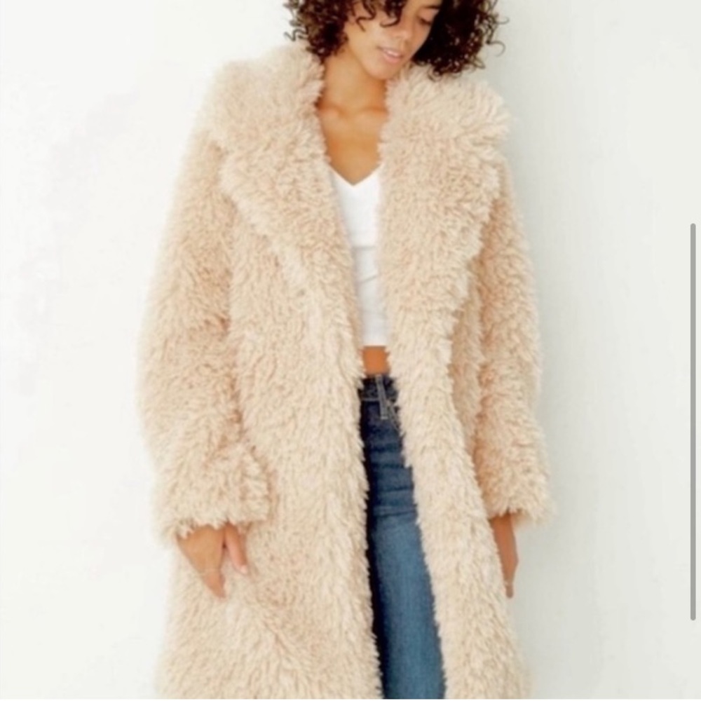 🆕 Wild Fable Faux Fur Cream Jacket